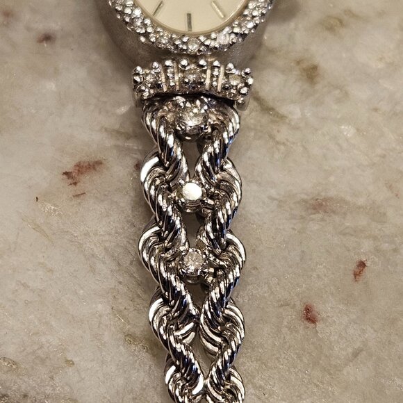 RARE CLASSIC CRISTIAN GENEVE DIAMOND 14K WHITE GOLD ROPE QUARTZ MOVEMENT WATCH - Picture 9 of 16